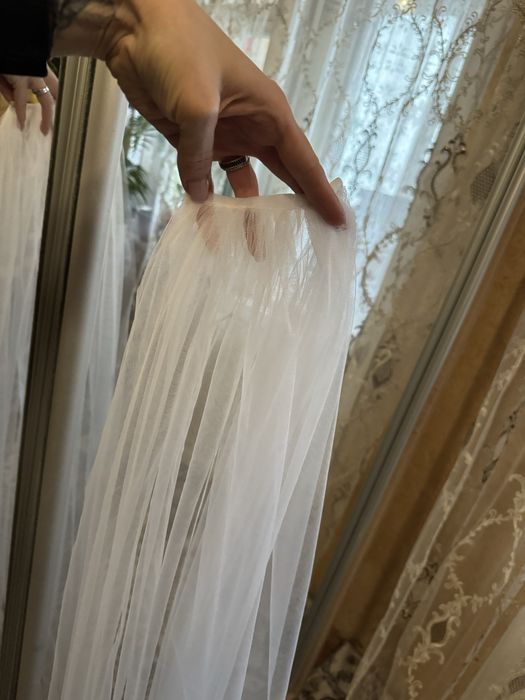 Фата свадебная весільна фота 1,50х1,50 белая