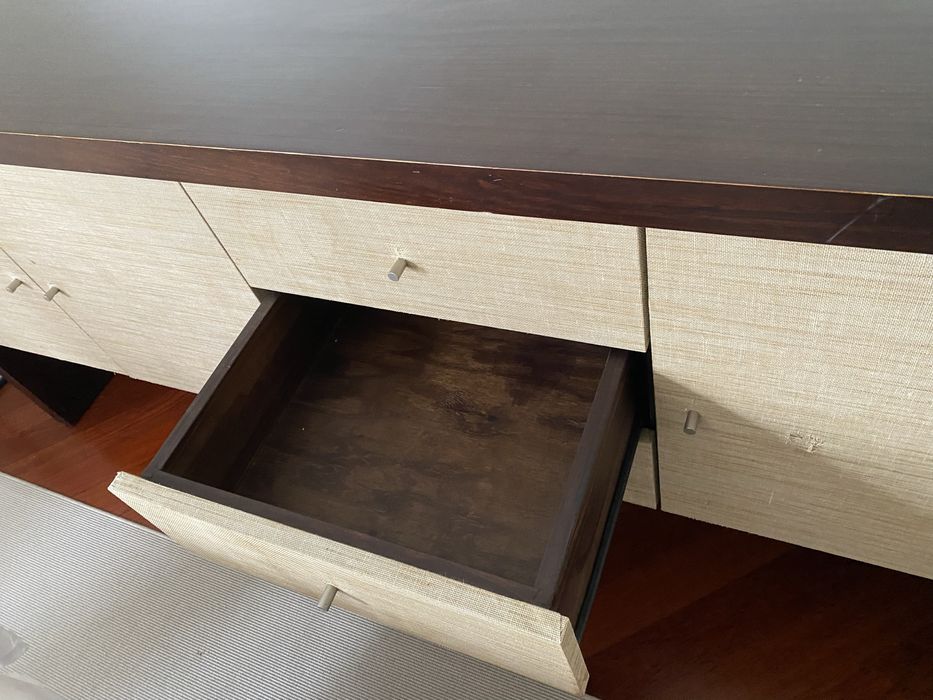 Aparador madeira e tecido