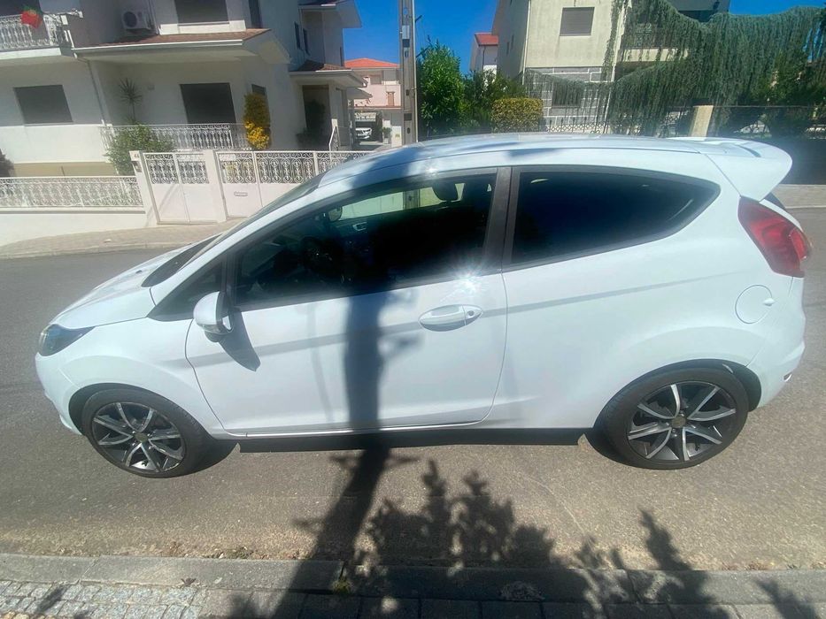 Ford Fiesta, ano 2016