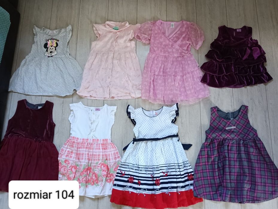 Zestaw ubrań rozmiar 104