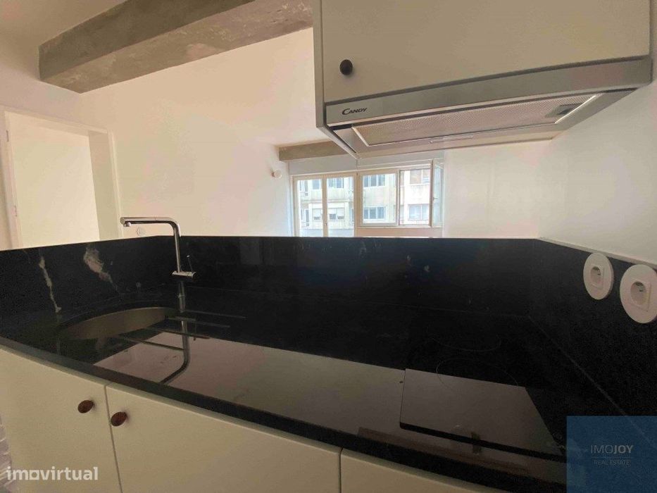 Apartamento T1 para venda no centro histórico do Porto