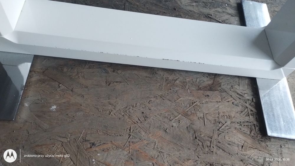 Oddam stół lakierowany 90 x 160 - 220