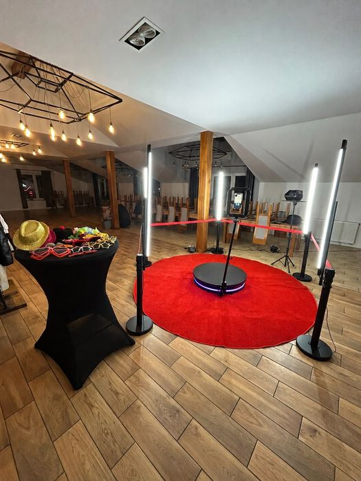 Foto Budka 360*video budka*wytwornica dymu*wytwornica baniek*Niezapomniane chwile dzięki nagranią bez limitu
