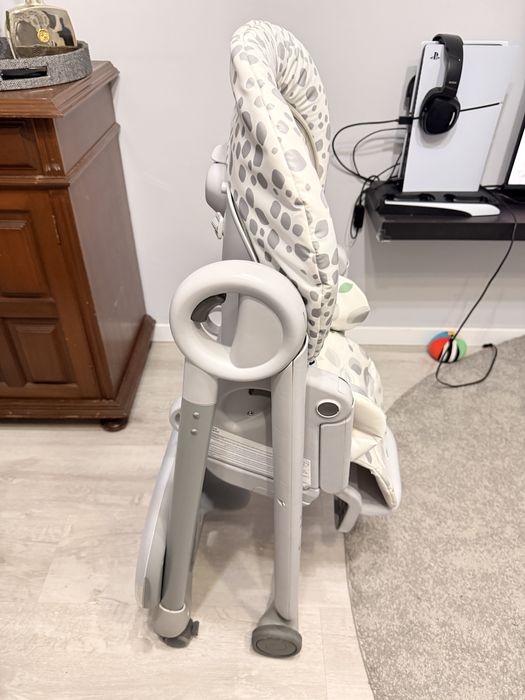 Cadeira de alimenração bebé chicco