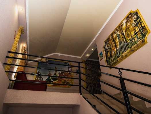 Готель Унєніж Ніжин