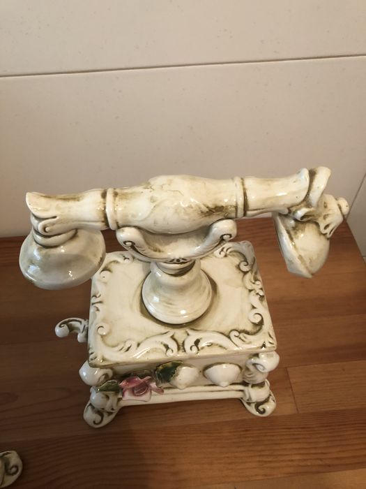 Porcelana  Italiana Decorativa ano 77