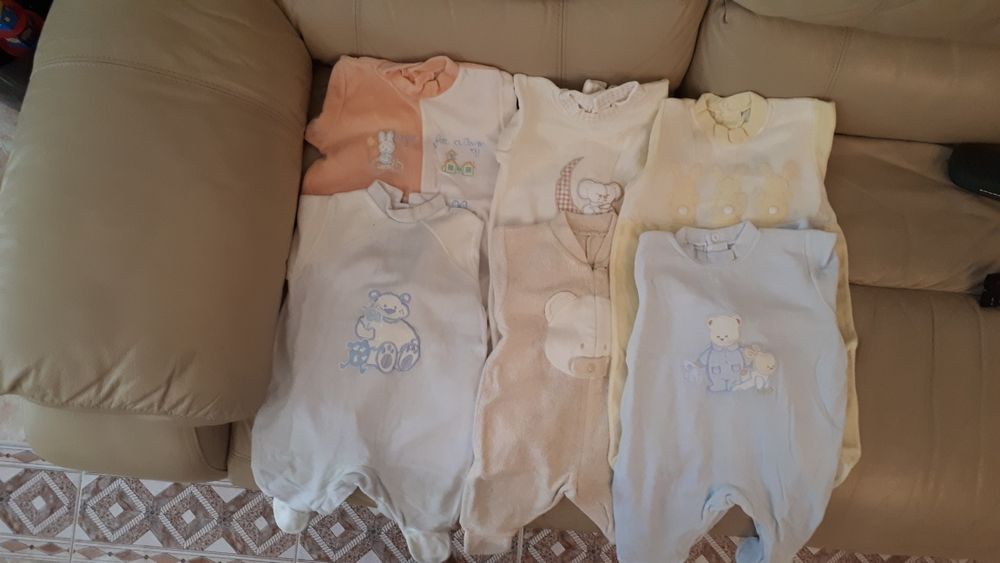 Roupa de bebé de 12 meses