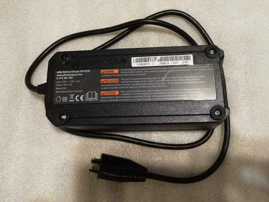 Зарядное устройство Bosch 4 ампера, для электровелосипед зарядка заряд ...