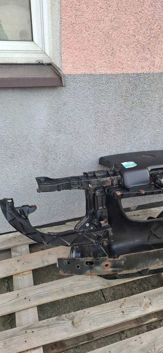 pas przedni bmw e87 benzyna