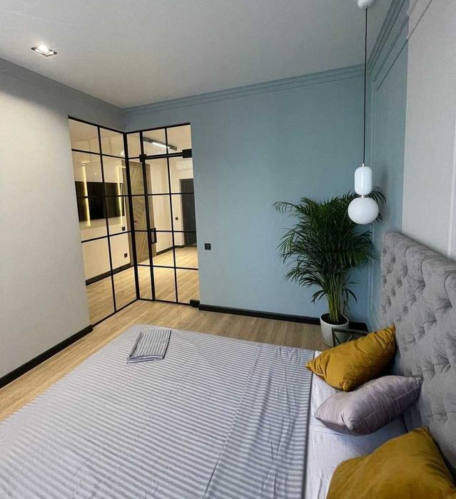 Подобова оренда квартири біля озера, парку