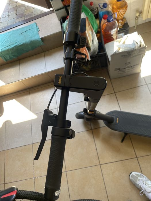 Самокат в шикарному стані NineBot G2 Max, Є коробка від самокату