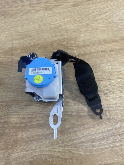 Pas bezpieczeństwa BMW 8 G14 M8 M-Power