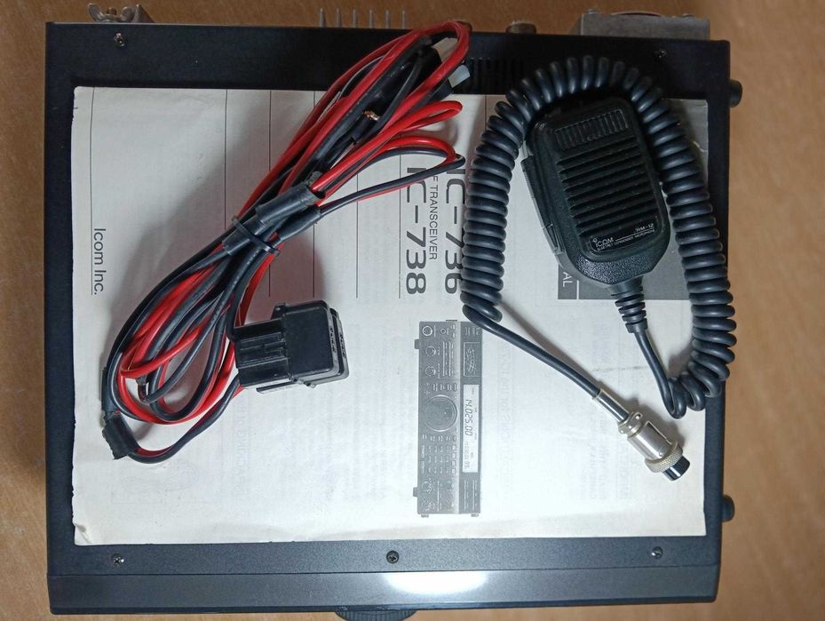 Icom IC-738 como novo