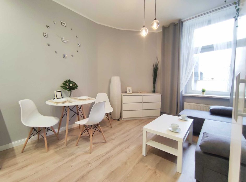 Kawalerka 21m² | Centrum plac Kopernika | Od Października