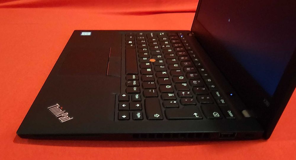 LENOVO X280, Intel Core I5, Ssd, 8G ram