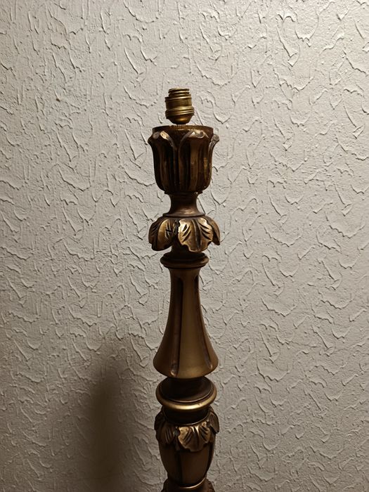 Candeeiro de pé (tocheiro)