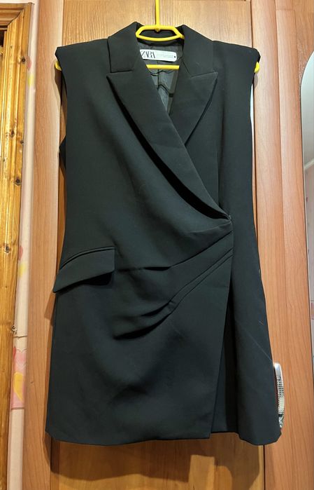 Трендовое мини платье - пиджак Zara.  M