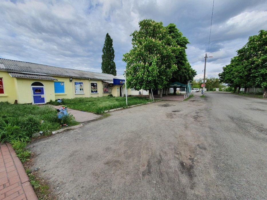 Пісківка / Тетерів Оренда фасадного приміщення 75 м², окремий вхід