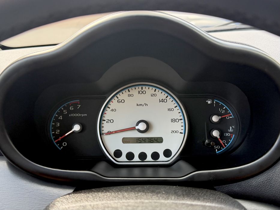 Hyundai i10 2008 автомат a/c
