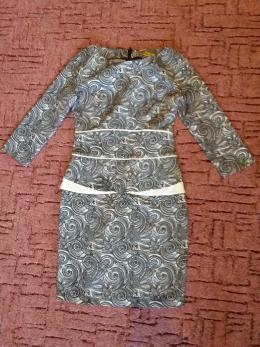 Плаття жіноче ділове