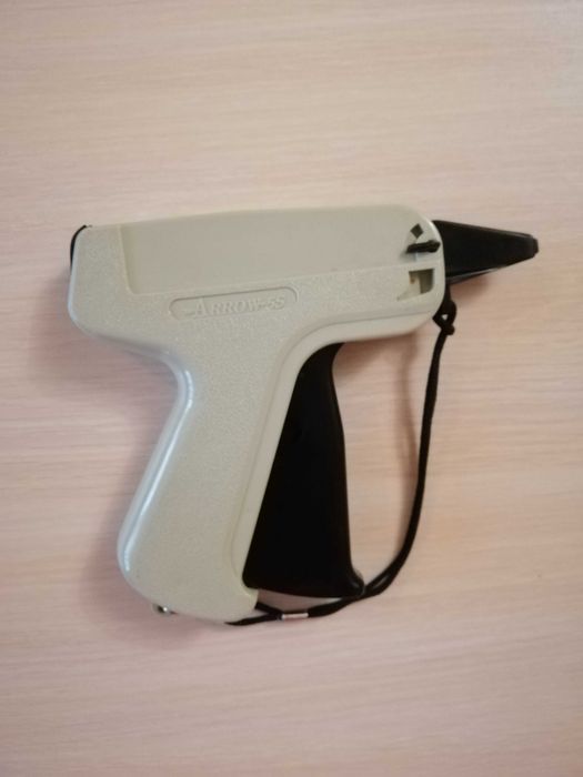 Пистолет для бирок  Arrow-5S
