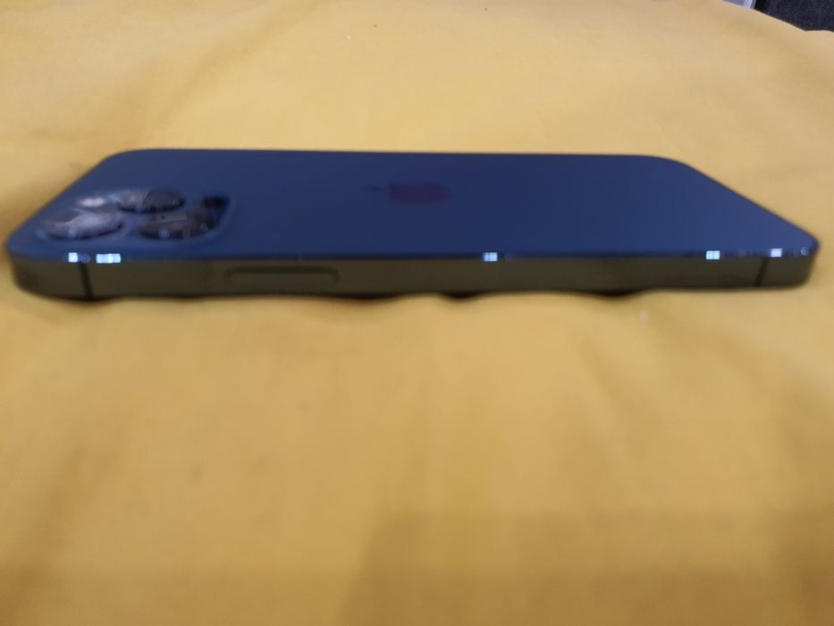 Apple IPhone 12 pro zielony + iwatch SE