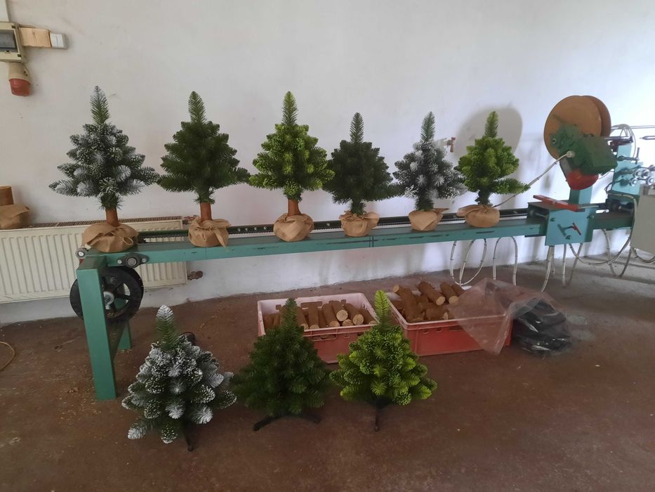 Choinka Sztuczna na pniu 60cm-mała-na komodę-Ośnieżona [Producent]