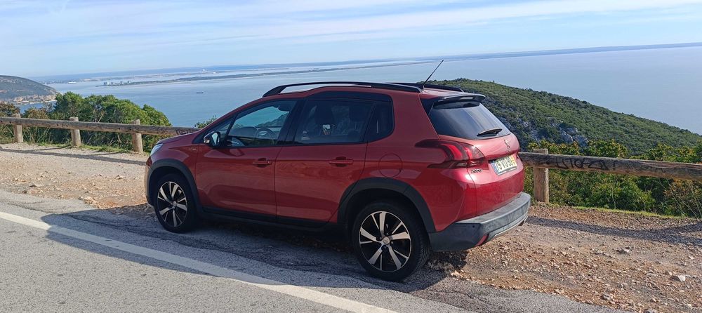 Peugeot 2008 em excelente estado