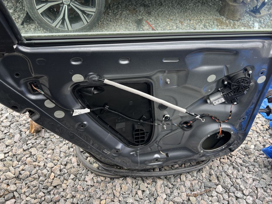 Ліва задня Дверка Volkswagen Passat B 9 NMS Пассат б 9