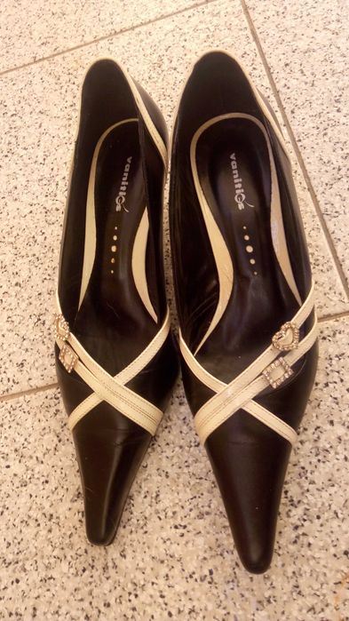 Sapatos 35 de senhora