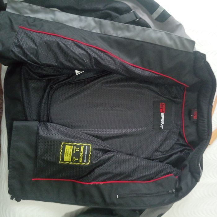 1 Casaco e um colete Dainese (Vintage)