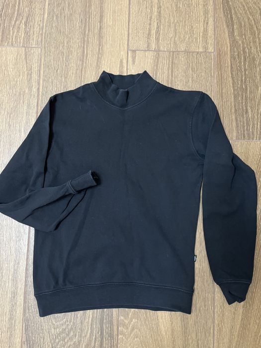 Безкоштовно віддам домашні речі кофта і штани S/M лот