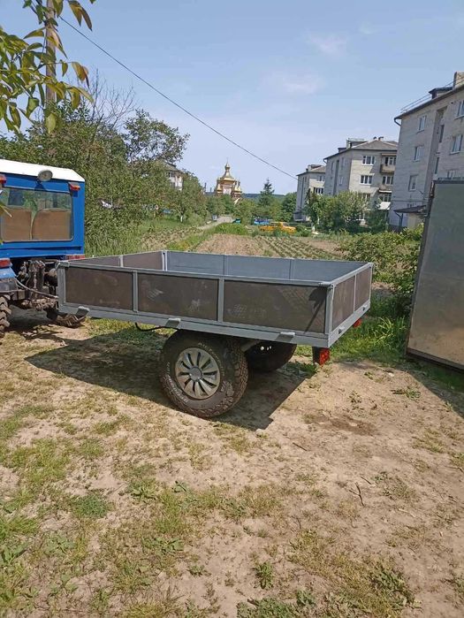 Причіп самоскид одноосний