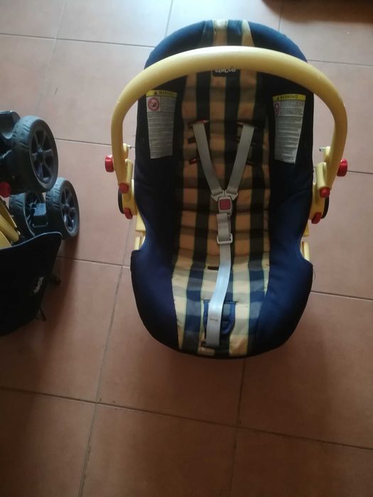 Carrinho com ovo para bebé da Chicco