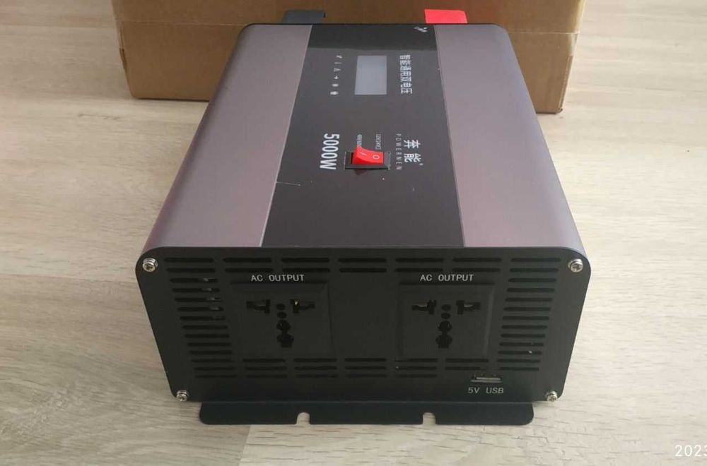 Інвертор з 12v-24v в 220v 5000w