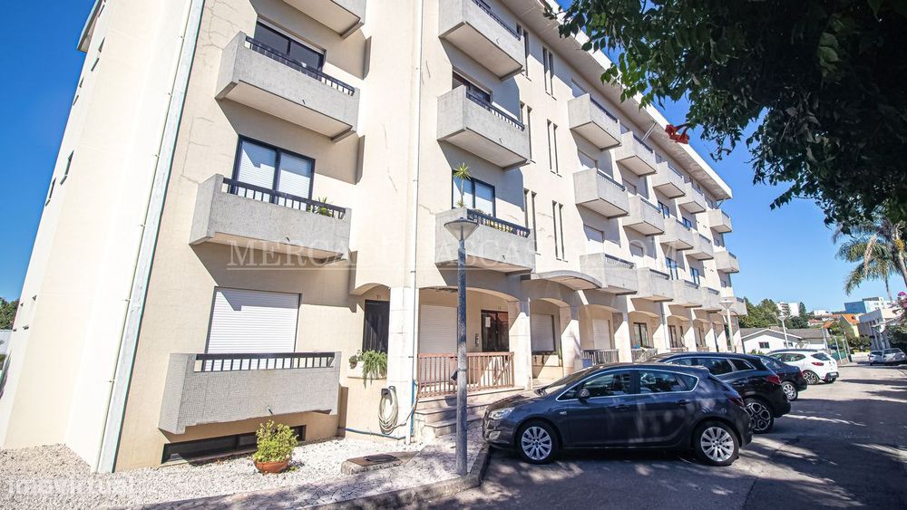 T3 Renovado com Varandas, Suíte, garagem em Paços de Brandão