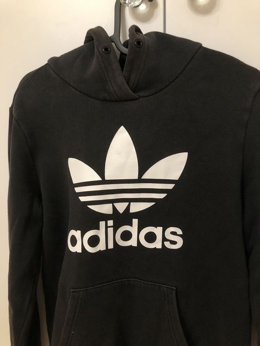 Czarna oryginalna bluza adidas z nadrukiem i kapturem rozmiar 36