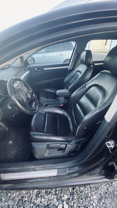 Skoda Superb II uszkodzony silnik