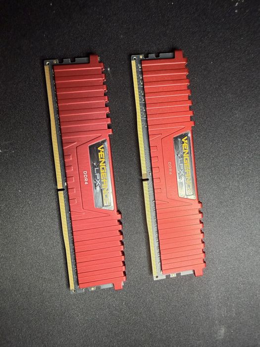 Pamięc RAM Corsair Vengeance LPX 8GB DDR4