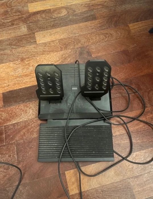 Volante para PC/PlayStation Hori Apex RWA