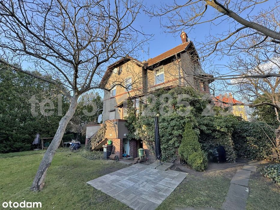 1/2 poniemieckiej willi, tuż przy Parku Szczytnickim.