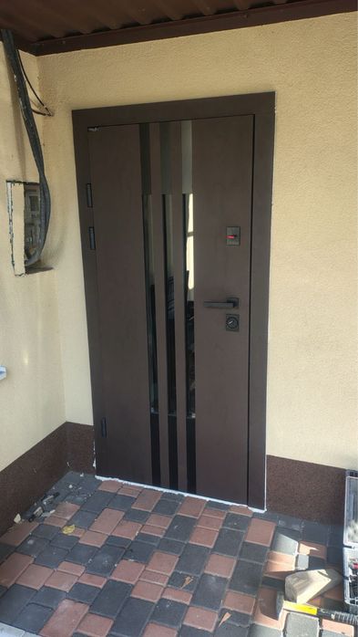 Двери Входные для Квартиры и Дома .