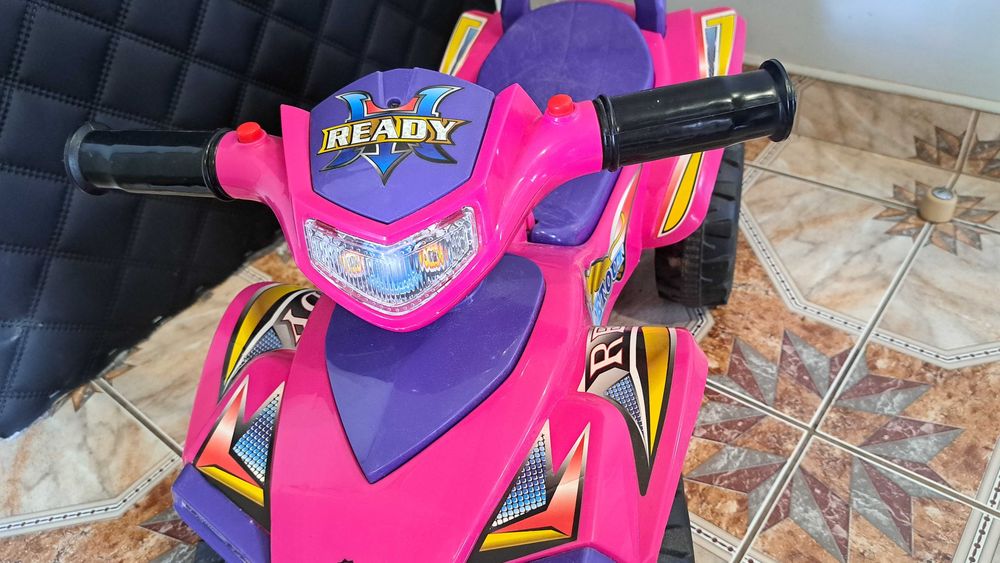 Jeździk dla dzieci sunbaby różowy