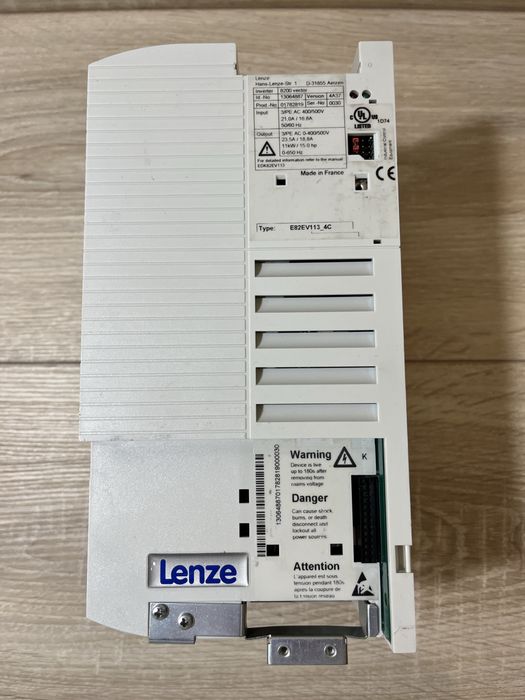 Перетворювач частоти Lenze 8200 vector (частотник)
