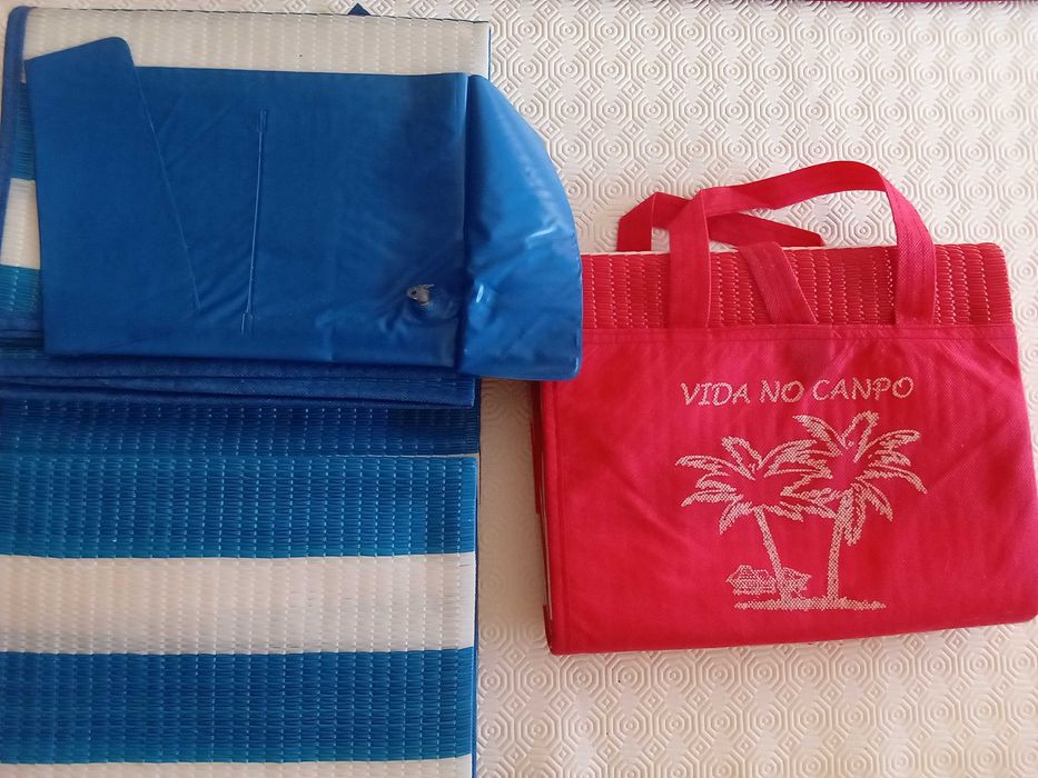 Beach/Picnic Mat with Inflatable Pillow (Two Units)64564269190147121