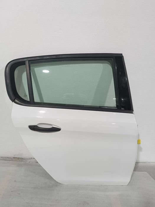 Porta tras esq Peugeut 308 ano 2020