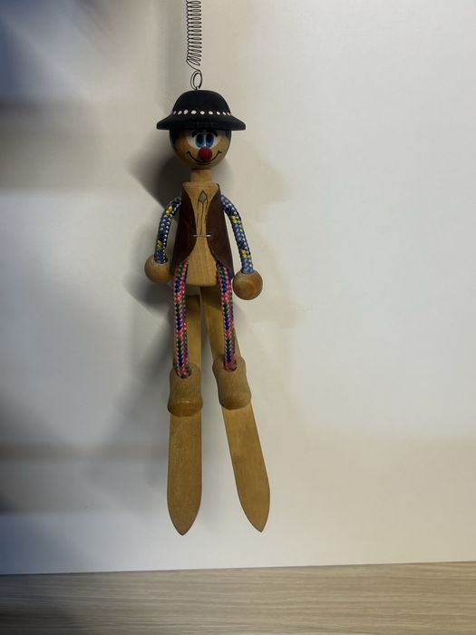 Drewniana figurka – dekoracja wisząca nr.9065