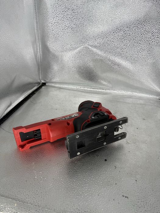 Безщітковий лобзик Milwaukee M18 FBJS