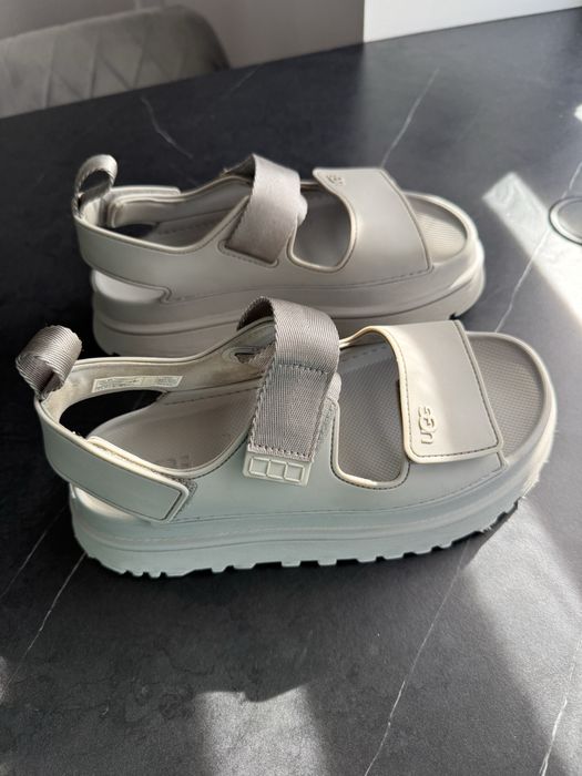 Сандалі босоніжки Ugg сірий колір 40 розмір