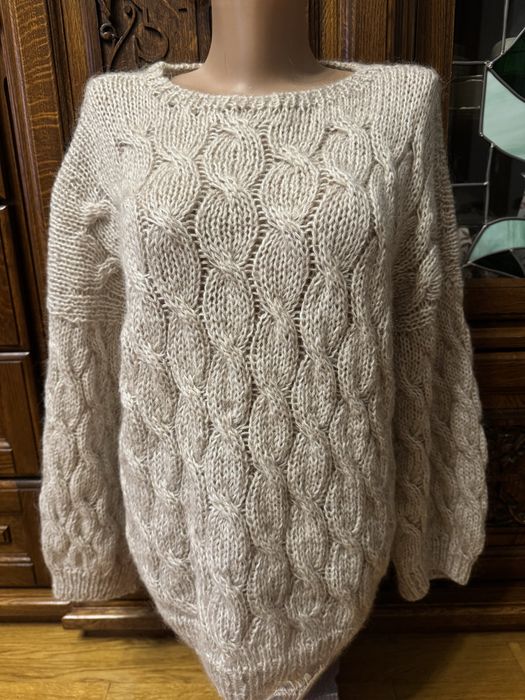 Светр розмір M-L